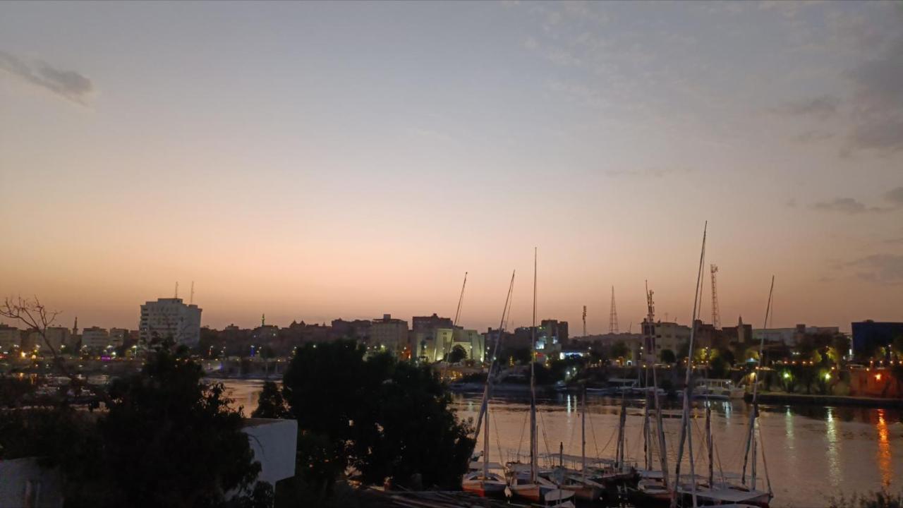 Mastonkel Hotell Aswan Eksteriør bilde