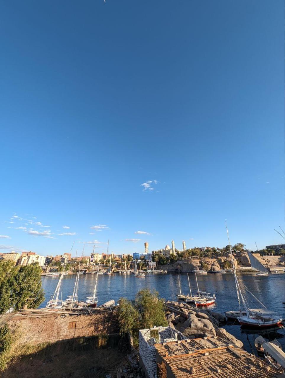 Mastonkel Hotell Aswan Eksteriør bilde